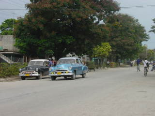 Straten, Wegen in Cuba - Verkeer in Cuba, Cubaanse Automobilisten