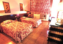 Hotel Carrusel Versalles - Voorbeeld Kamer